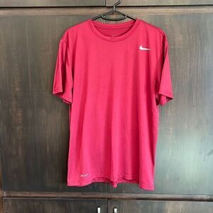 Nike Dri-Fit Brick Red Short Sleeve T-Shirt Large